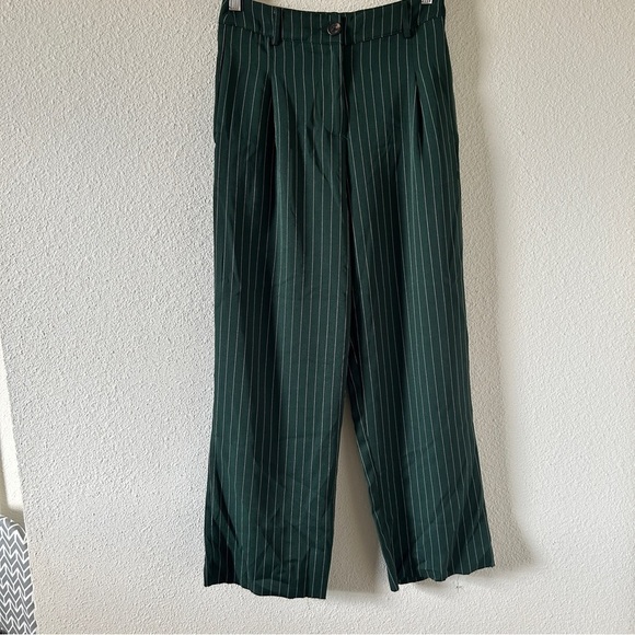 Pants - Women’s Green Pin Striped Trousers Fits Medium Shein Casual Dressy preppy
